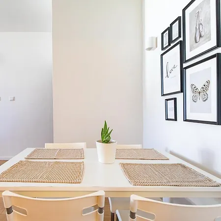 Center Apartamento *